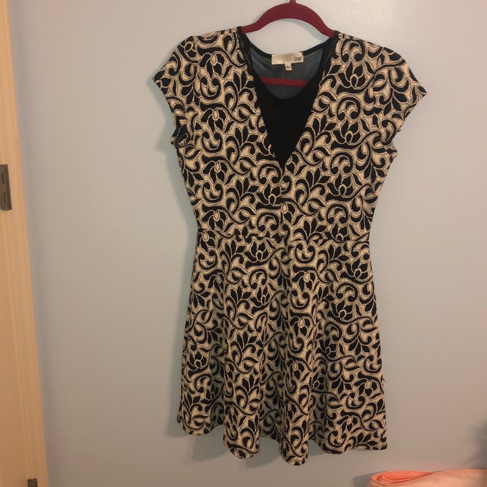 Black and white pattern dress